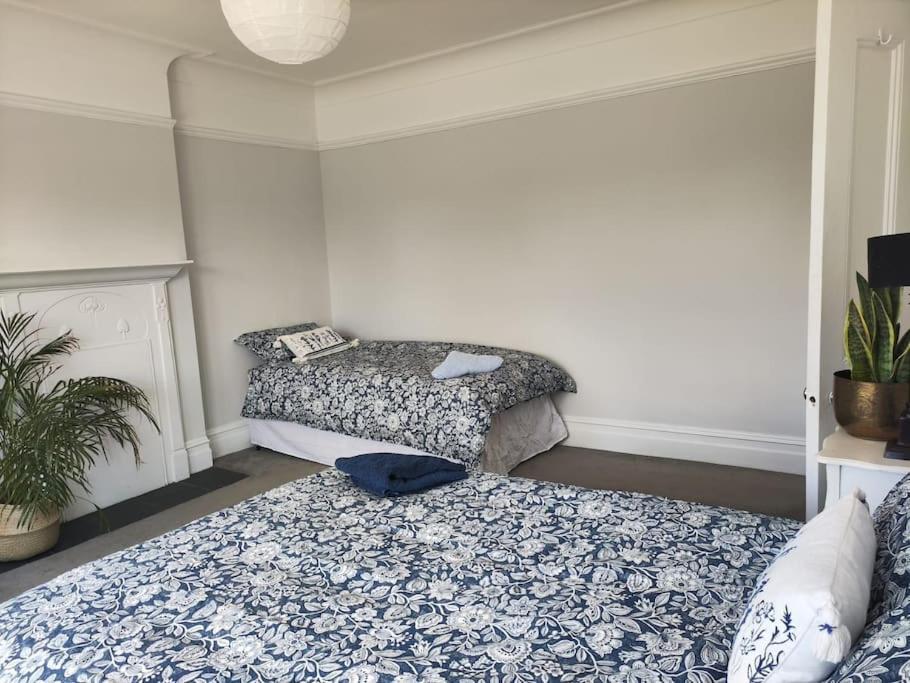 Beautiful Large House With 4 Or Maximum 5 Bedrooms 10 Beds 17 Guests 3 Bathrooms Holiday home